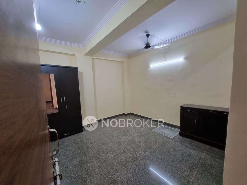 4+ BHK Flat For Sale  In Palam Vihar