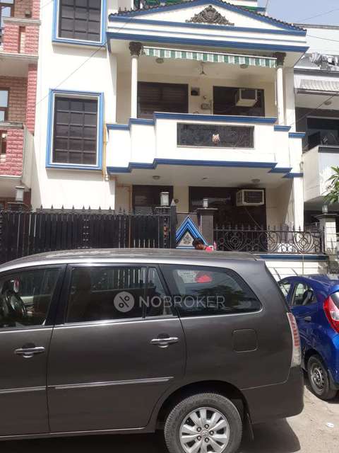 4+ BHK House For Sale  In Sector 50