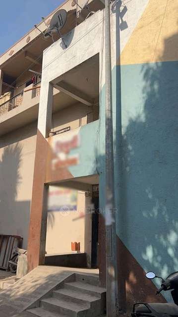 Single Room for Female In 1 BHK  In Trimurti Complex In Jvh9+p87, Bhosari Alandi Rd, Shri Gajanan Maharaj Nagar, Dighi, Pimpri-chinchwad, Maharashtra 411015, India