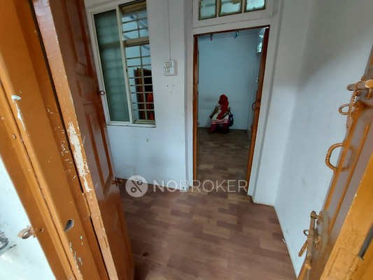 1 BHK Flat In Pasayadan Apartment Building No 13 for Rent  In Lokmanya Nagar