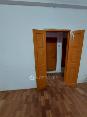 1 BHK Flat In Pasayadan Apartment Building No 13 for Rent  In Lokmanya Nagar