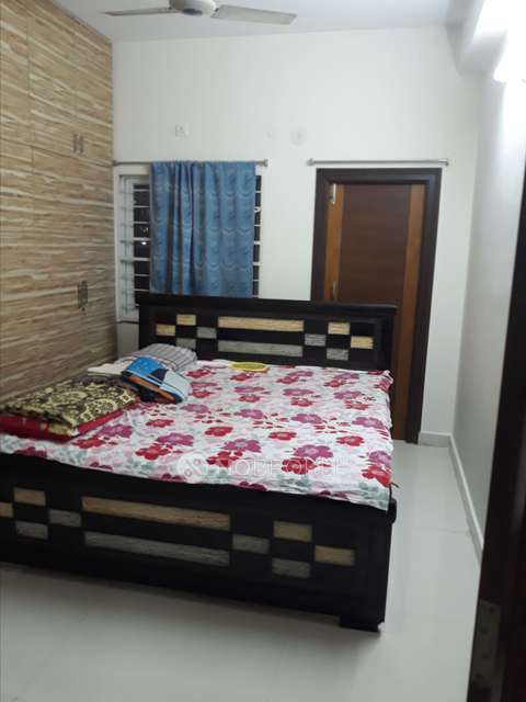 2 BHK Flat In Ss Aditya Shreeniketan For Sale  In  Serilingampally