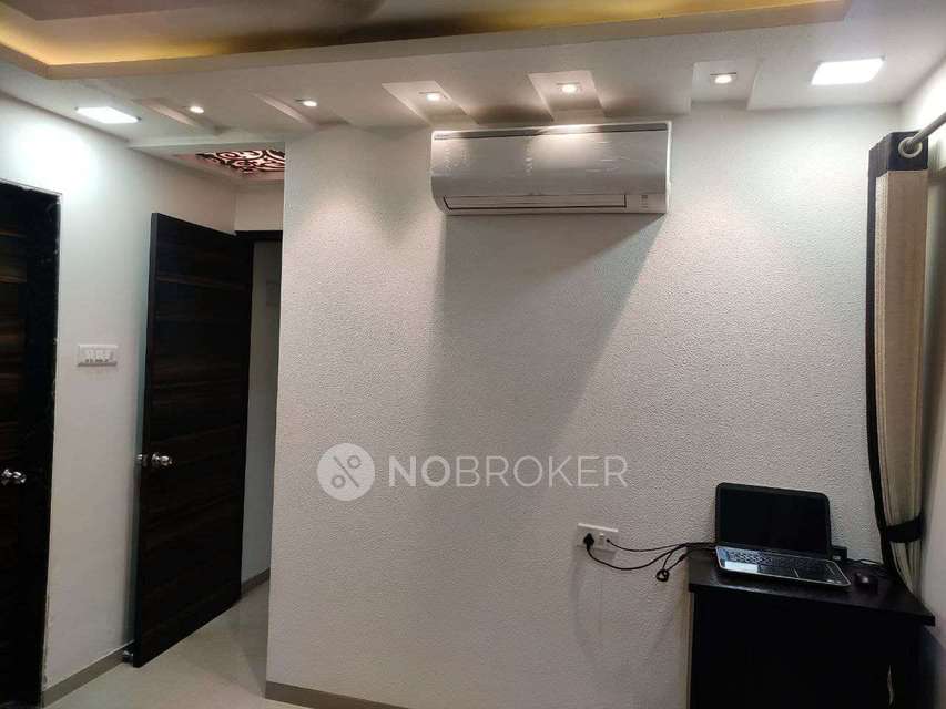 1 BHK Flat In Mahavir Kalpavruksha For Sale  In Kasarvadavali