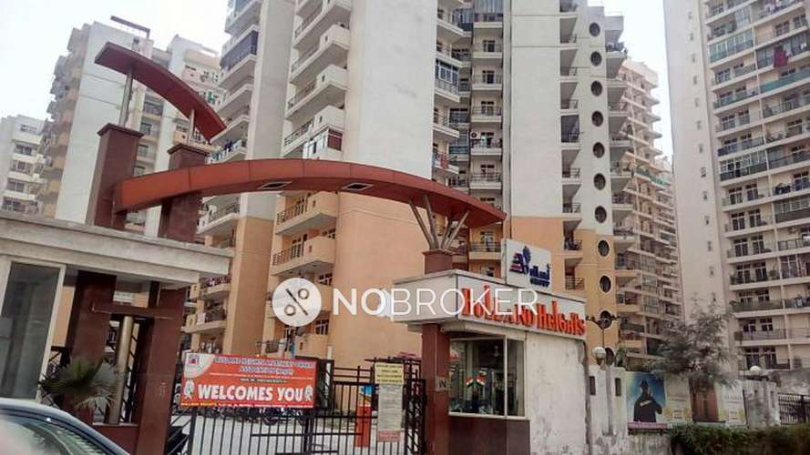3 BHK Flat In Bulland Heights For Sale  In Crossing Republik