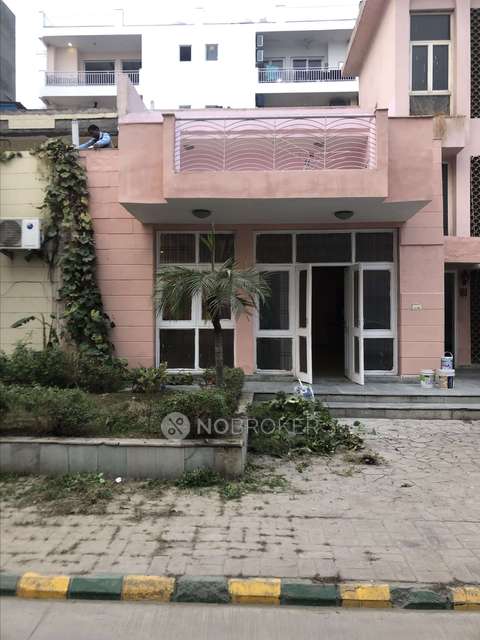 4 BHK Villa In Achievers For Sale  In Sector 49