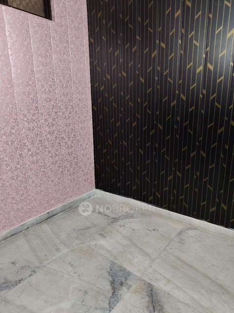 2 BHK Flat For Sale  In Janakpuri