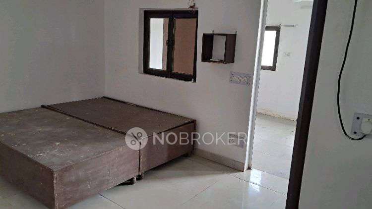 1 RK Flat In Netaji Apartment  for Rent  In Safdarjung Enclave