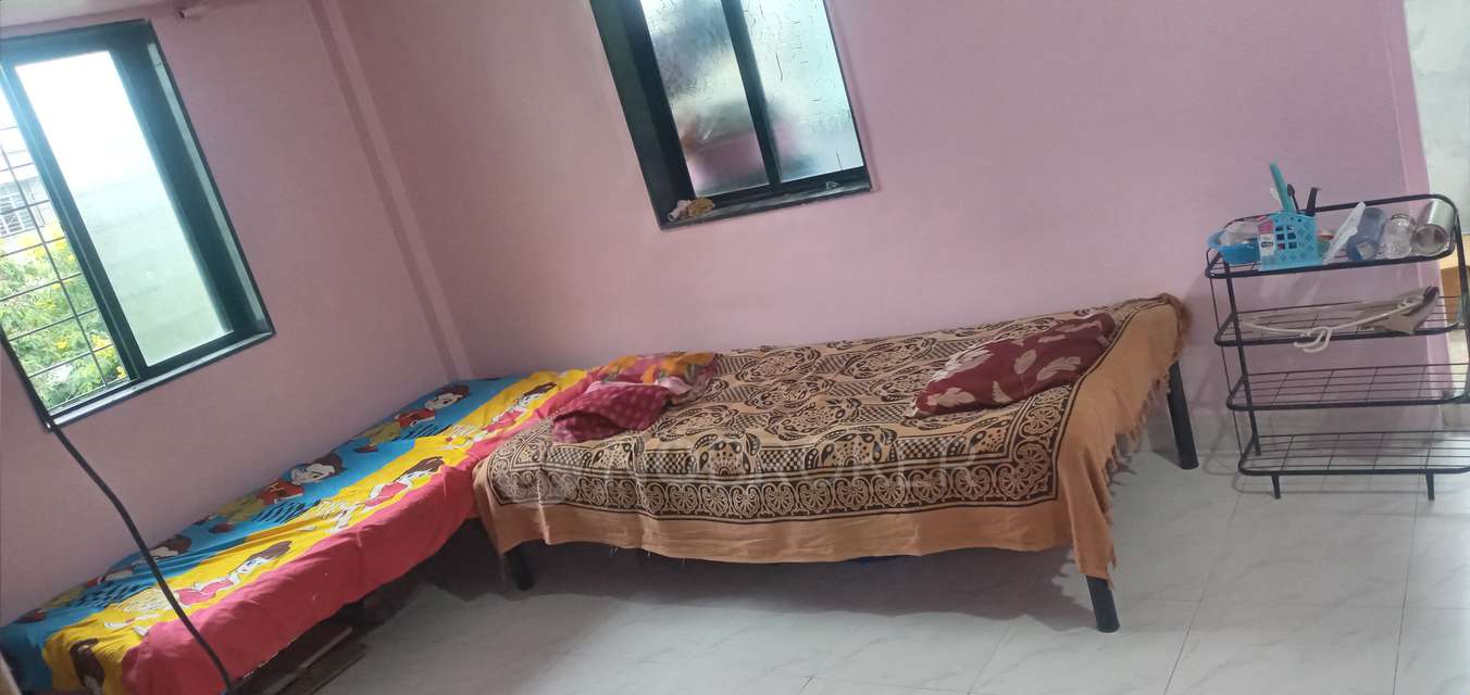 Shared Room for Female In 2 BHK  In Vijaya Lakshmi Apartment In Kothrud