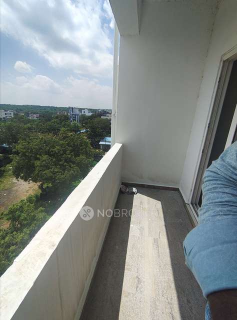 2 BHK Flat In Svs Oracle For Sale  In Narepally