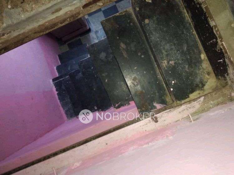 1 RK House For Sale  In Khar East