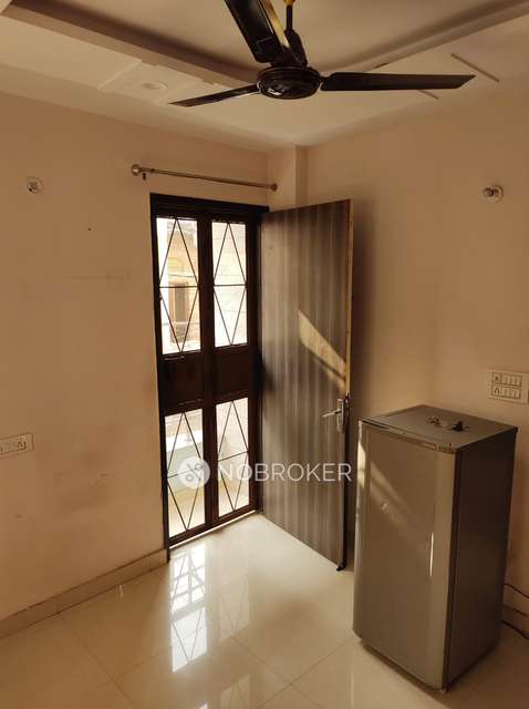 2 BHK Flat In Kailashpuri for Rent  In Kailash Puri, Palam Colony