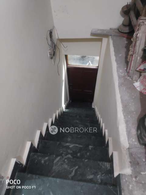 1 RK Flat For Sale  In Pahar Ganj