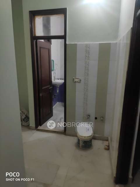 1 RK Flat For Sale  In Pahar Ganj