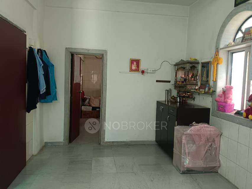 2 BHK Flat In Anand Bhavan  for Rent  In Parel