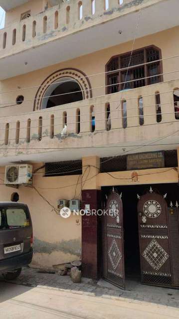 2 BHK Flat For Sale  In  Sector 11,