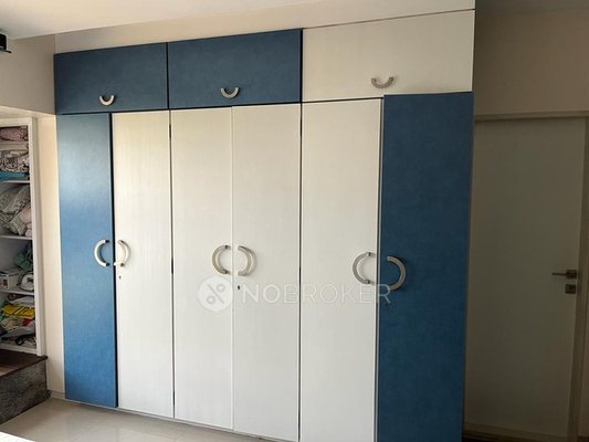 2 BHK Flat In Shreenath Chs For Sale  In Santacruz East