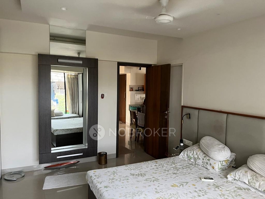 2 BHK Flat In Shreenath Chs For Sale  In Santacruz East