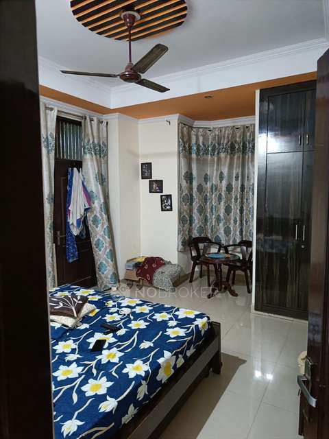 4 BHK Flat In Standalone Building  For Sale  In  Indirapuram