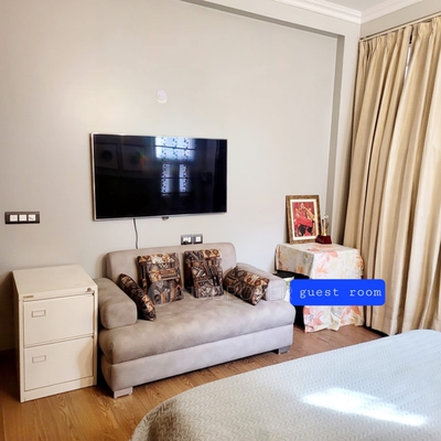 3 BHK Flat In Haus Khaz Main For Sale  In Hauz Khas