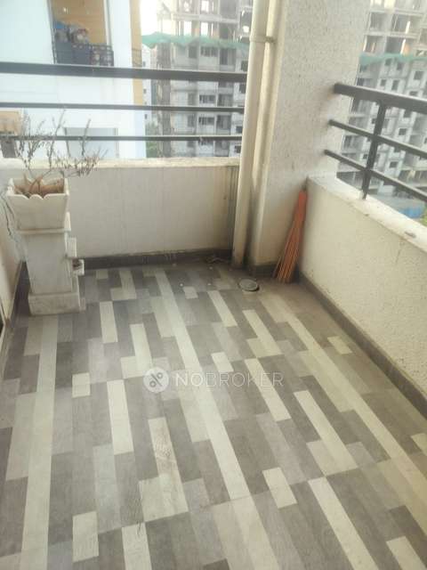 2 BHK Flat In Hollyhock City for Rent  In Lohegaon