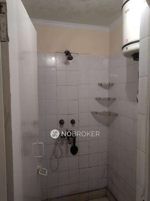 1 BHK Flat In Loknayak Puram Dda Flats For Sale  In Bakkarwala