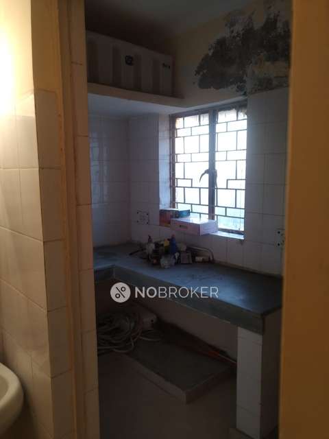 1 BHK Flat In Loknayak Puram Dda Flats For Sale  In Bakkarwala