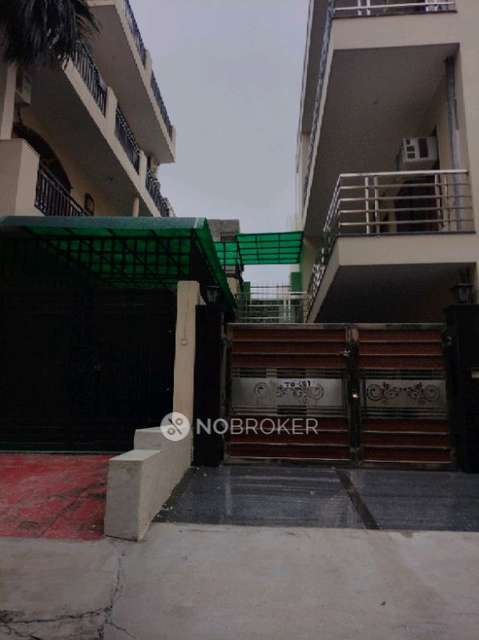 1 RK House for Rent  In  Sector 23
