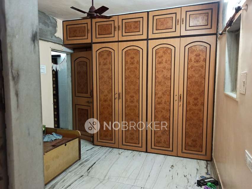 1 BHK Flat In Anand Apt For Sale  In Dahisar East