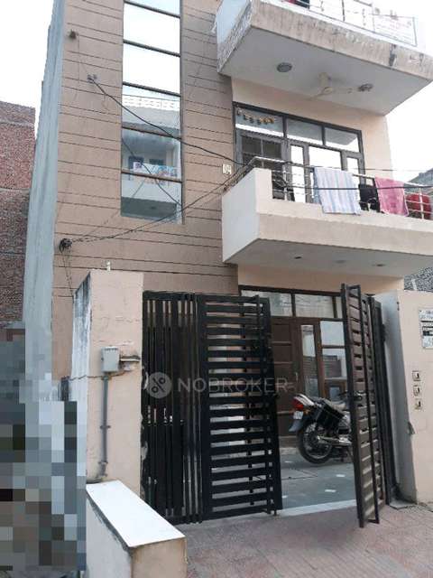 3 BHK Flat In Independent Builder Floor For Sale  In Sainik Colony, Sector 49