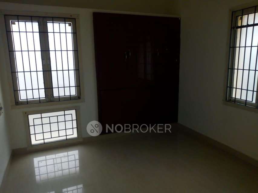 2 BHK Flat In Vgn Orchid For Sale  In Selaiyur