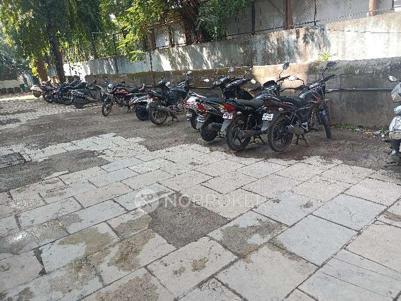 1 BHK Flat In Dwarkesh Niketan Chs For Sale  In Kandivali West