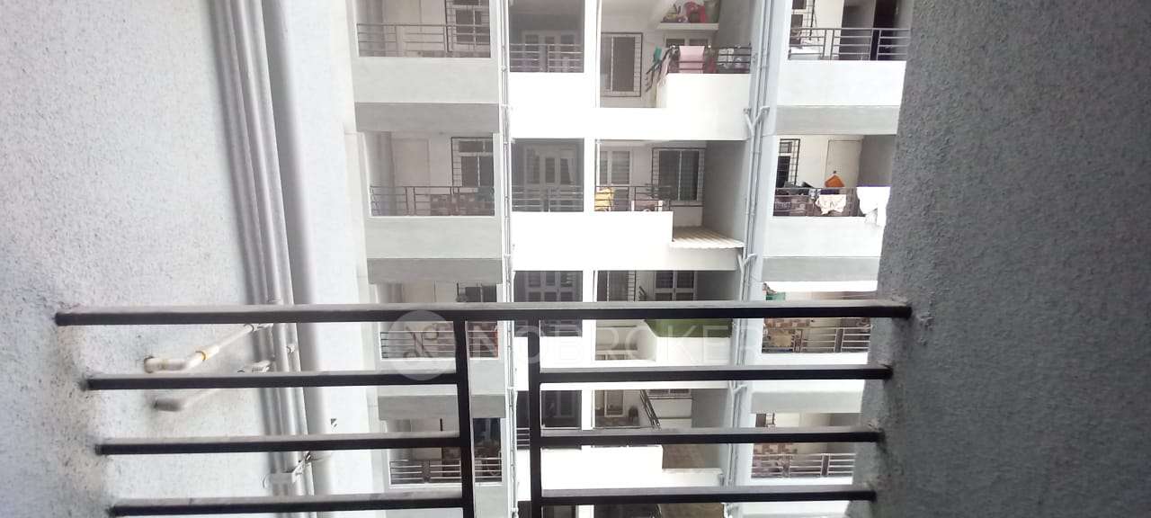 2 BHK Flat In Tanish Park for Rent  In Charholi ******