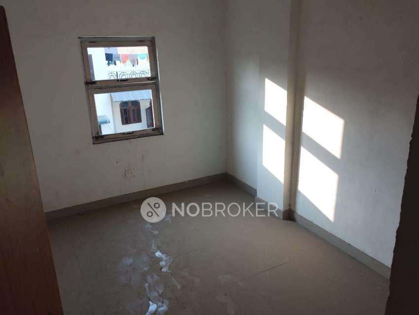 2 BHK Flat For Sale  In Sector 39