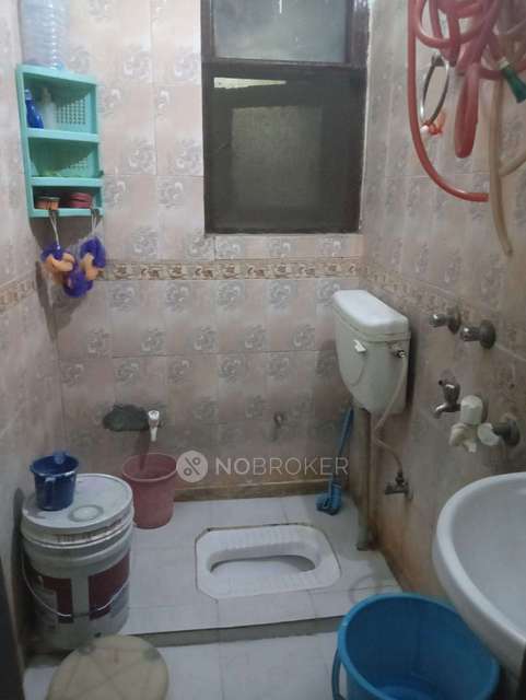 1 BHK Flat In Standlone Building For Sale  In Shahdara