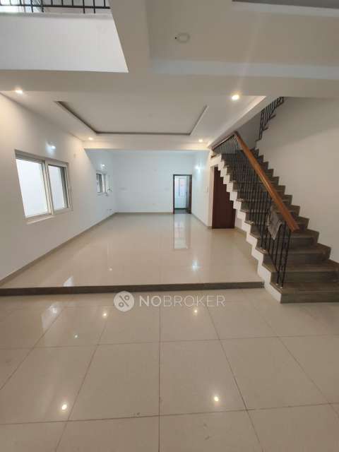 4 BHK Flat In Premier Five For Sale  In Spencer Road, Cleveland Town, Pulikeshi Nagar