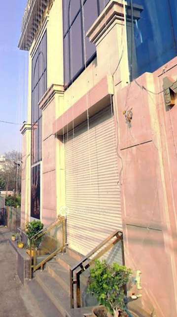 Shop in Uttam Nagar, Delhi for sale 