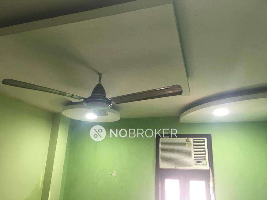 PG for Boys in Lajpat Nagar 4