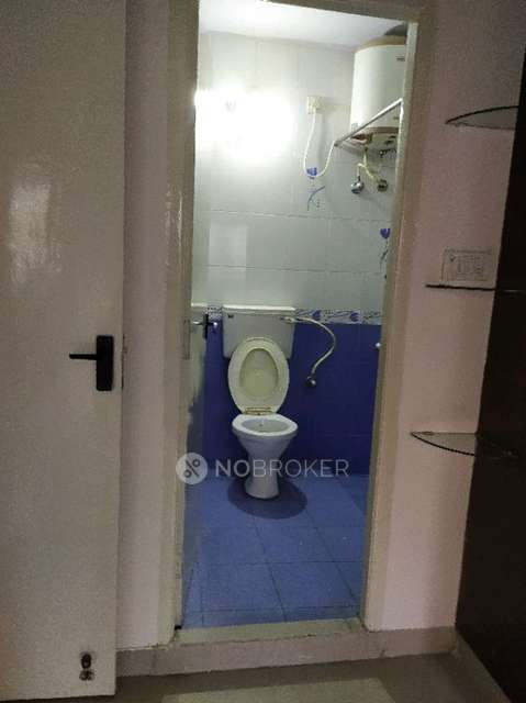 3 BHK Flat In Sai Madhura Swarnima Apartment For Sale  In Panduranga Nagar