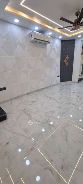 3 BHK Flat In East Patel Nagar  For Sale  In Patel Nagar