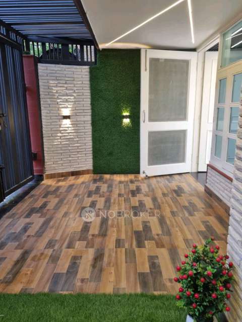 3 BHK Flat In East Patel Nagar  For Sale  In Patel Nagar