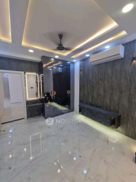 3 BHK Flat In East Patel Nagar  For Sale  In Patel Nagar