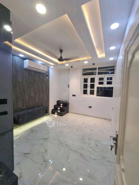 3 BHK Flat In East Patel Nagar  For Sale  In Patel Nagar