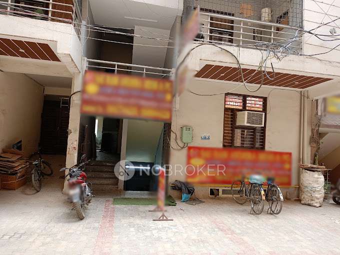 PG for Girls in Airoli