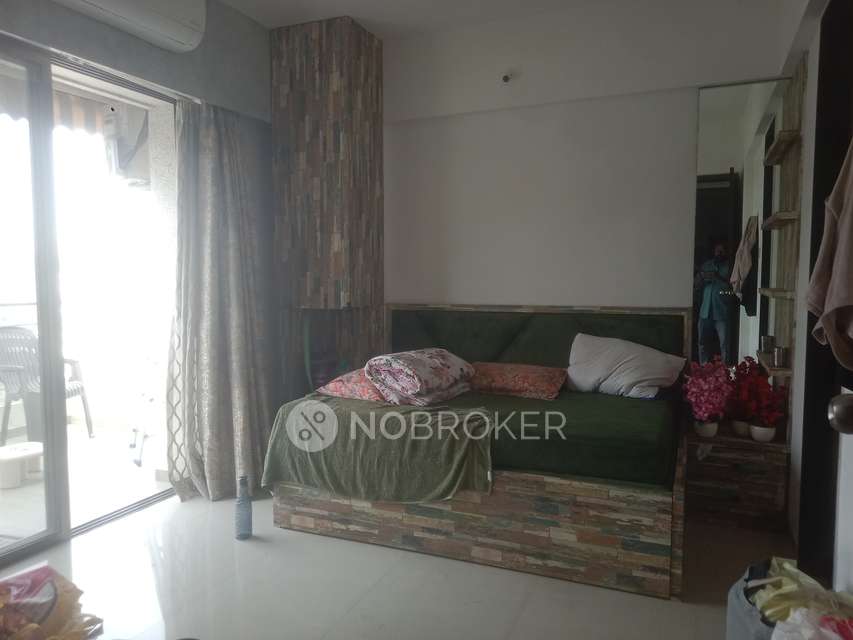 2 BHK Flat In 33 Milestone for Rent  In Tathawade