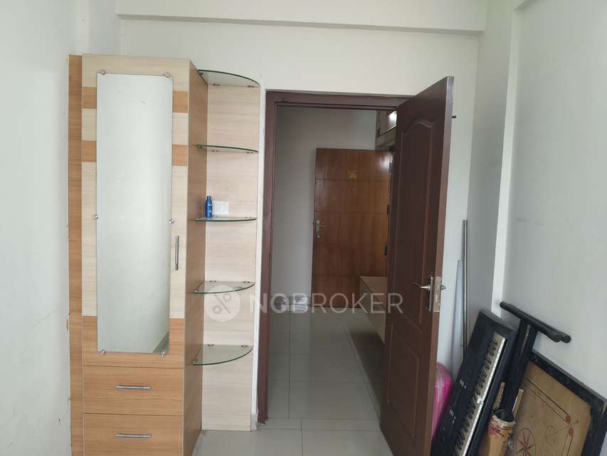 2 BHK Flat In Isha Santhosham For Sale  In Perungalathur