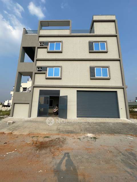 4+ BHK House For Sale  In Suradhenupura