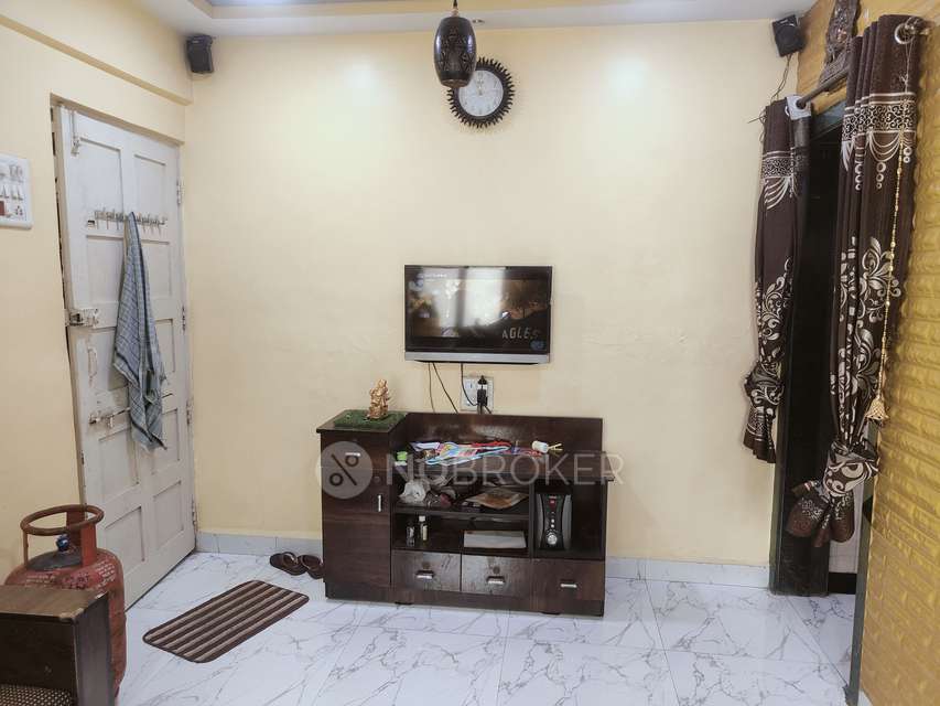 1 BHK Flat In Parineeta Chs for Rent  In Kharegaon Kalwa