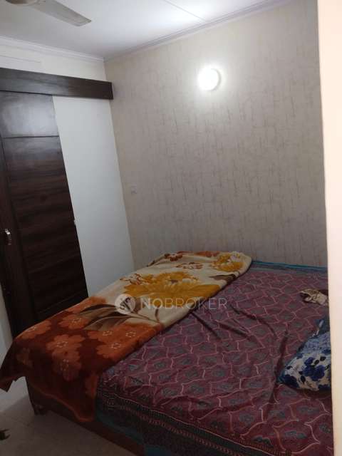 2 BHK Flat For Sale  In Govindpuri