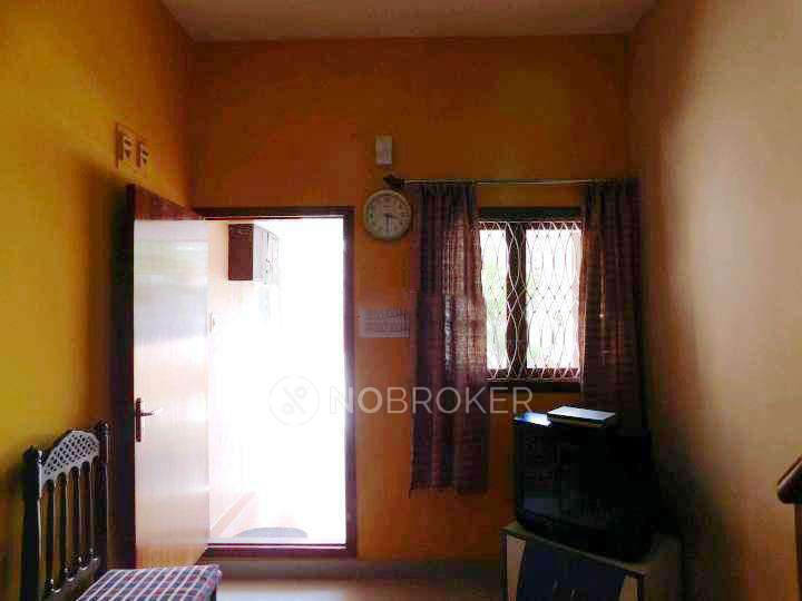 1 BHK House for Rent  In Halasuru