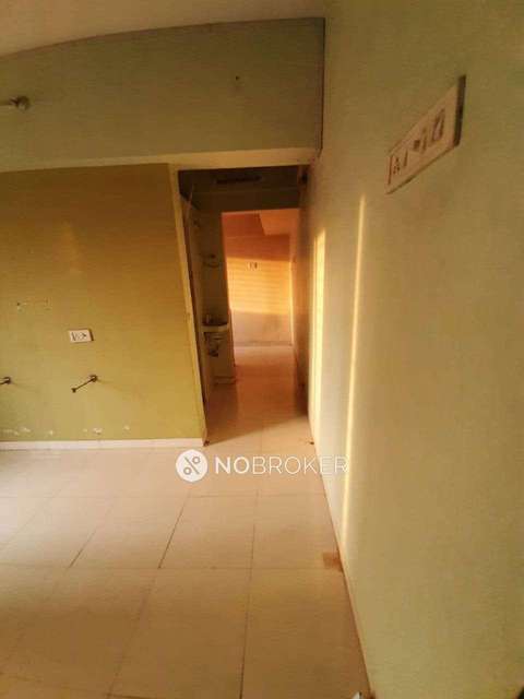 1 RK Flat In New Chandra  Chs For Sale  In Thane West